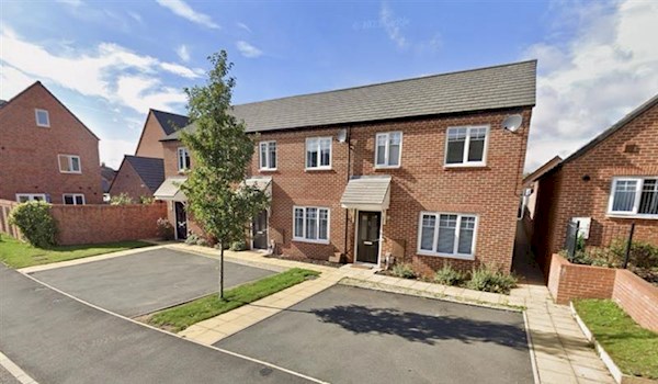 Hanson Drive, Warwick - Platform Housing