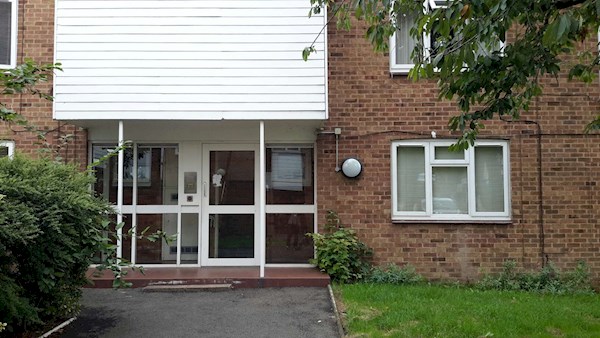 CHARLES GARDNER ROAD, LEAMINGTON SPA - Warwick District Council