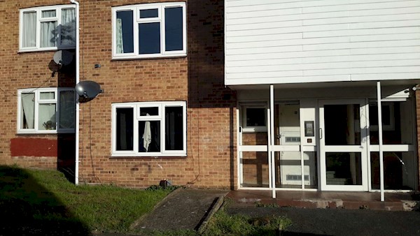 CHARLES GARDNER ROAD, LEAMINGTON SPA - Warwick District Council