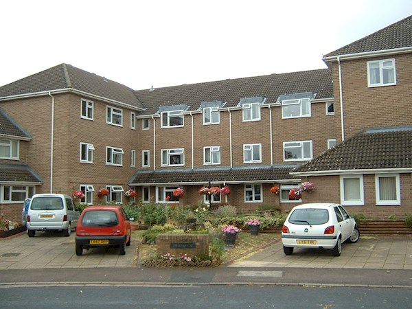 JAMES COURT, WESTON CLOSE, WARWICK - Warwick District Council
