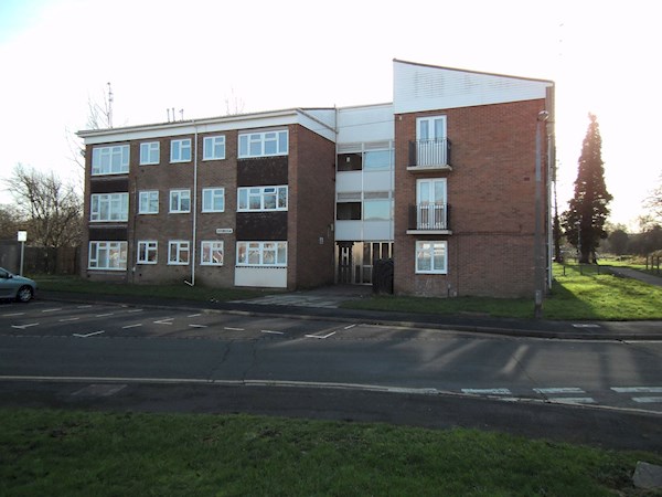 ESSEX COURT, LYTTELTON ROAD, WARWICK - Warwick District Council