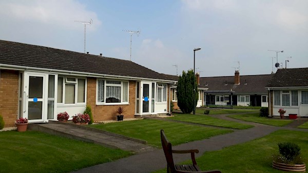 ANTELOPE GARDENS, WARWICK - Warwick District Council